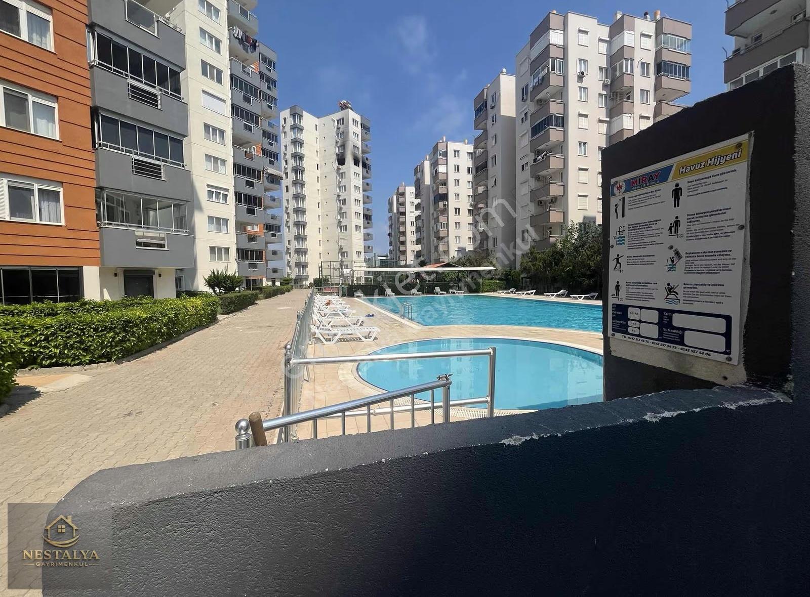 Antalya Kemerağzı Site İçi Havuzlu 165 M2 Daire