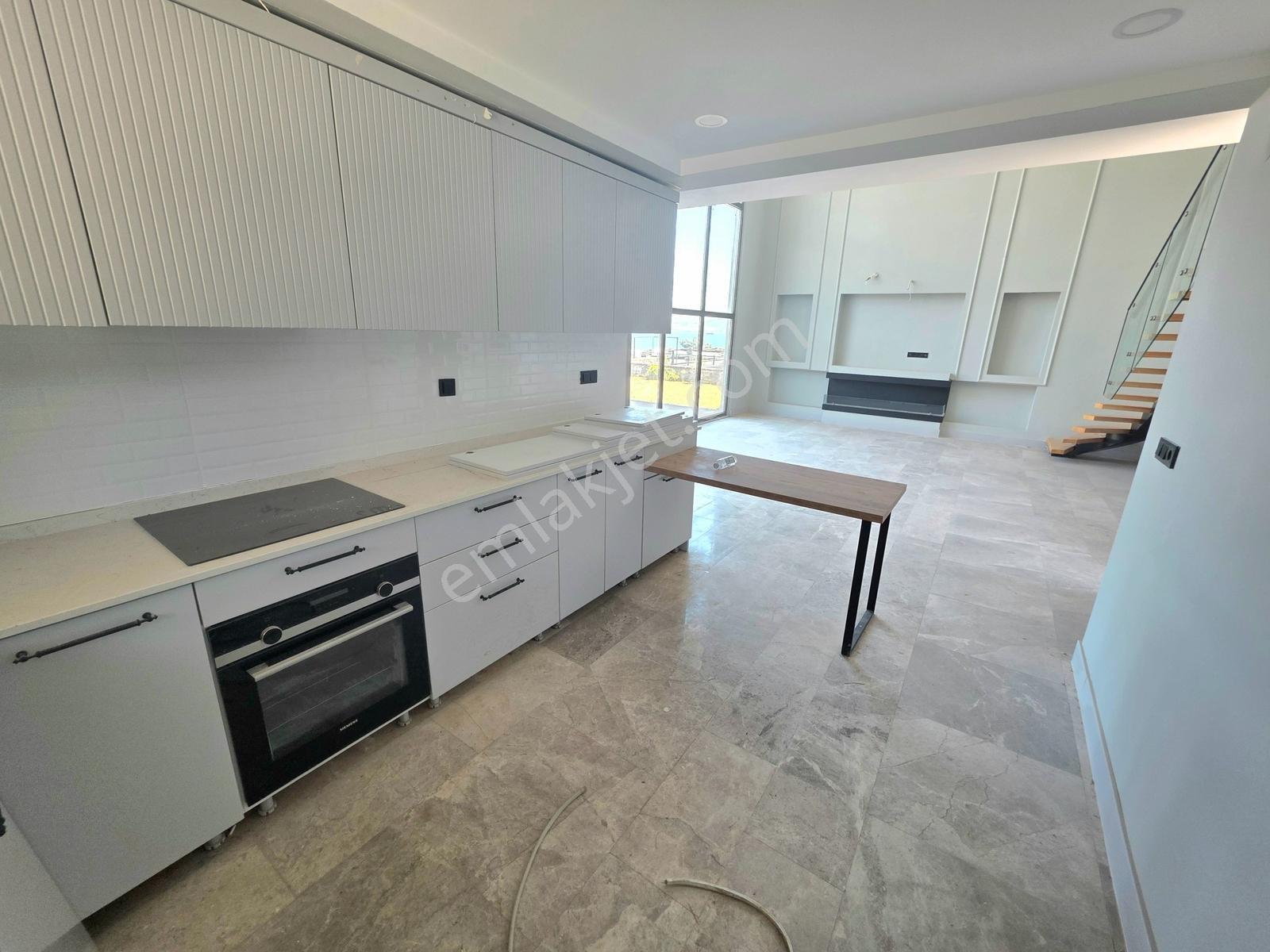 Kıyıkışlacıkta Deniz Manzaralı Ultra Lüks Satılık Müstakil Villa - Görsel 35