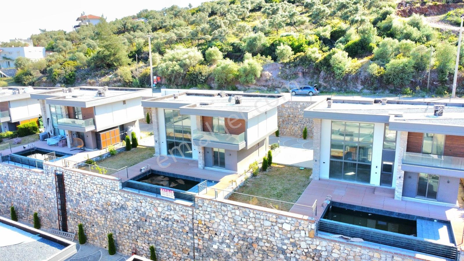 Kıyıkışlacıkta Deniz Manzaralı Ultra Lüks Satılık Müstakil Villa - Görsel 5