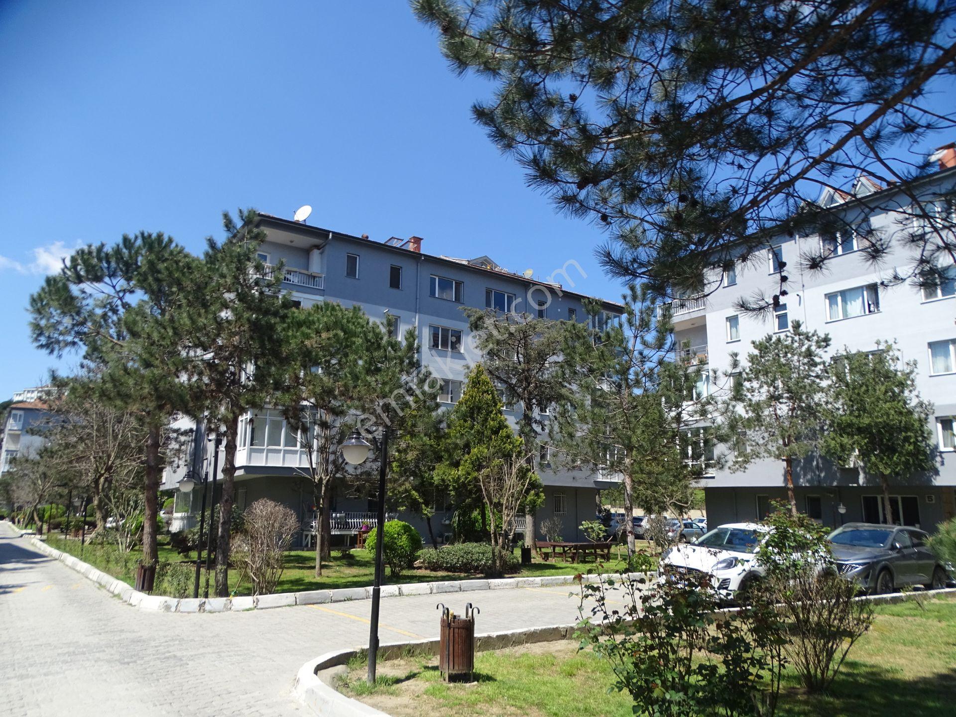 İstinye Boğaziçi Sitesi 3+1 Teraslı Çatı Dubleks Daire - Görsel 29