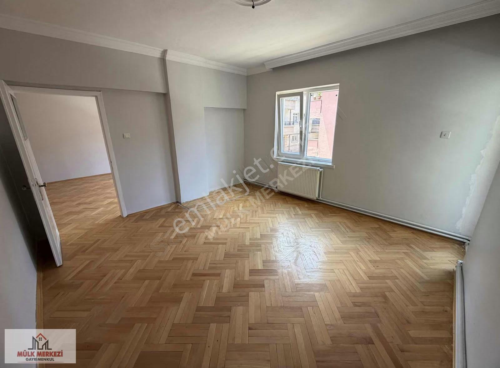 Dikmen Cadde Üzeri - 3+1 Kat Konumun'da Kiralık Konut - Görsel 13