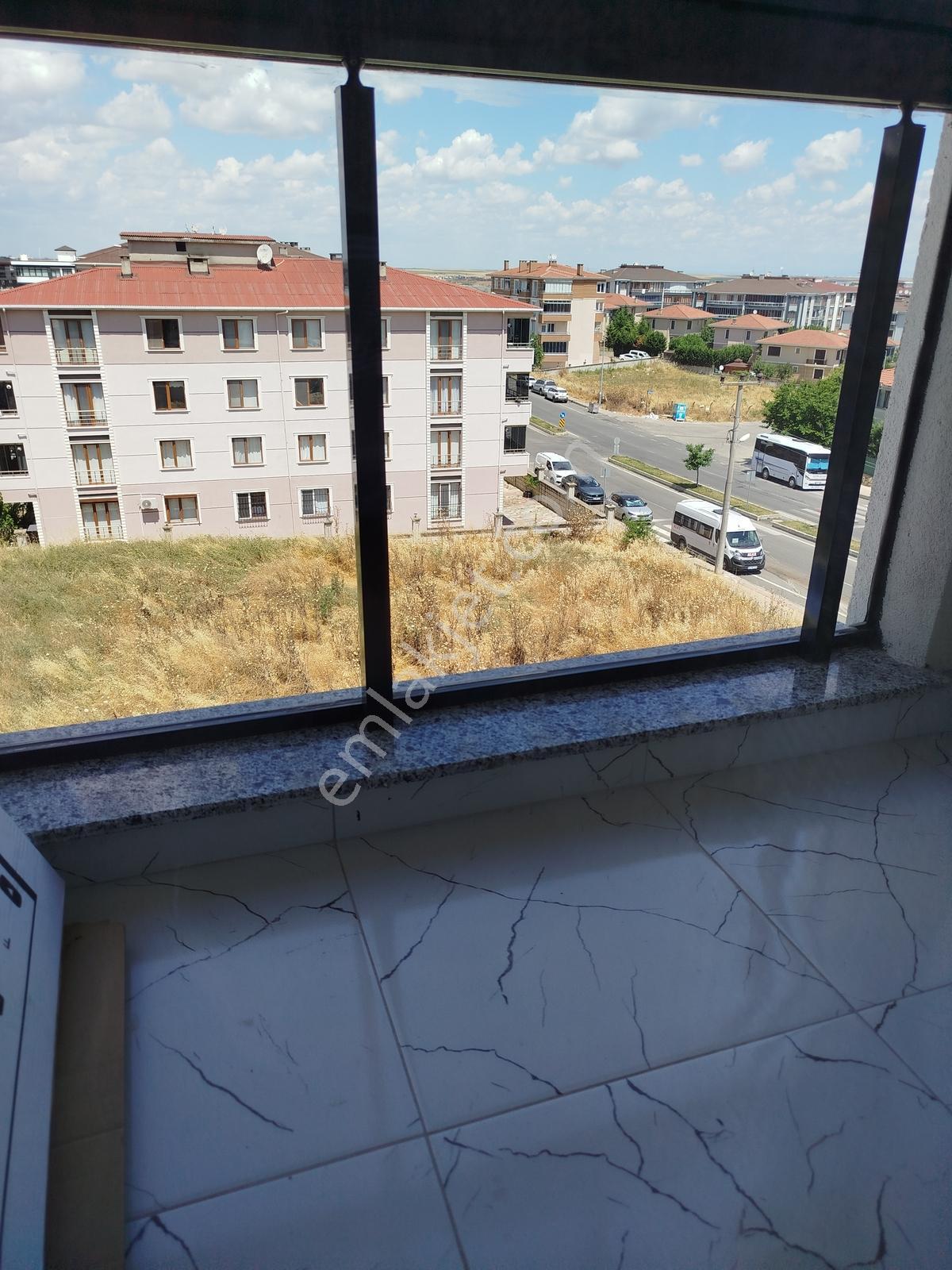 Çorlu Danış Lıfe Sitesinde Sıfır Eşyalı 1+1 Daire - Görsel 16