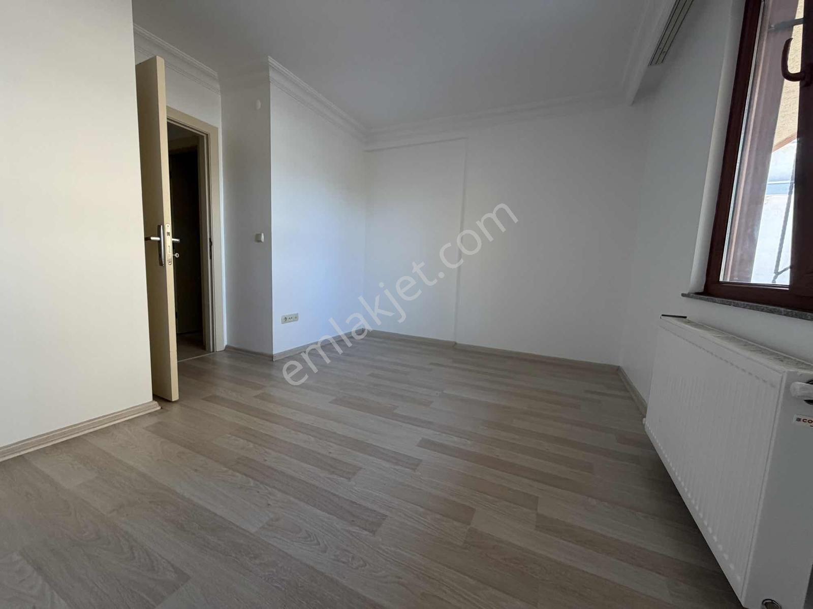 Ataşehir İnönü Mh.ana Caddeye Ve Metroya Yakın Ferah Kiralık 1+1 - Görsel 21
