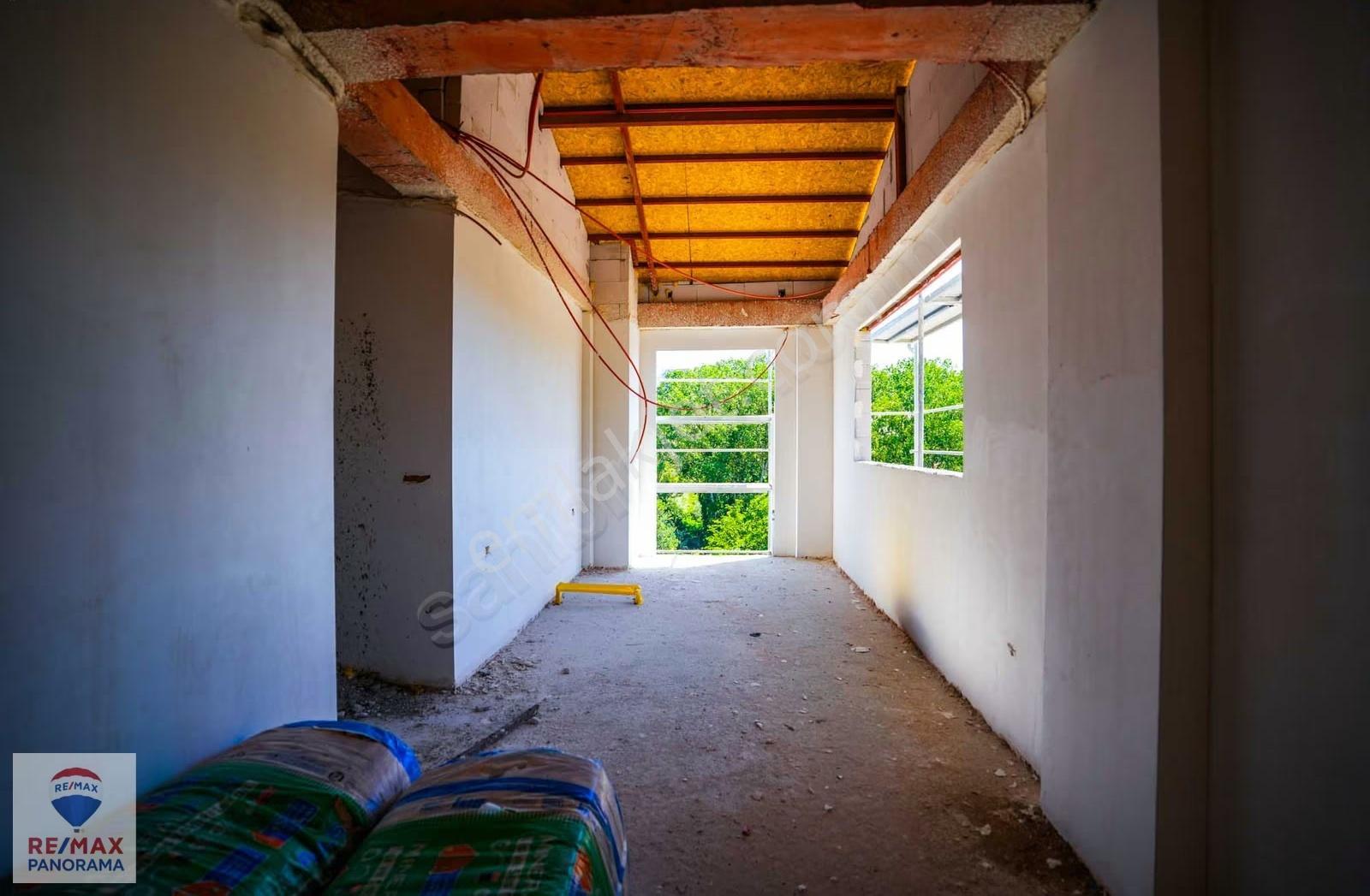 Çavuşbaşı'nda Müstakil Havuzlu, 480m² Arsa İçinde Sıfır Villa - Görsel 31