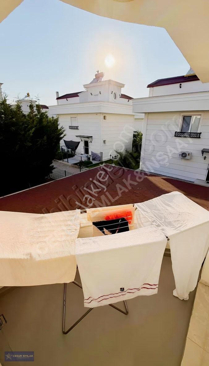 Palmiye Sitesinde Özel Tasarımlı 5+1 Lüks Villa - Görsel 9