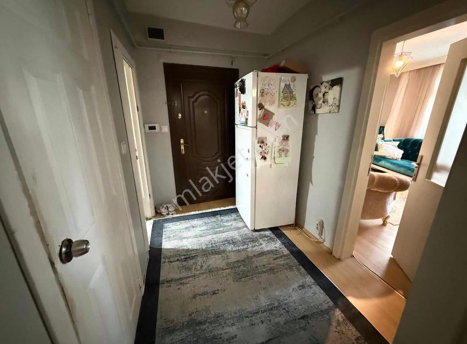 Üsküdar Merkezde 2+1 Ara Kat Balkonlu Temiz Kullanışlı Daire. - Görsel 7
