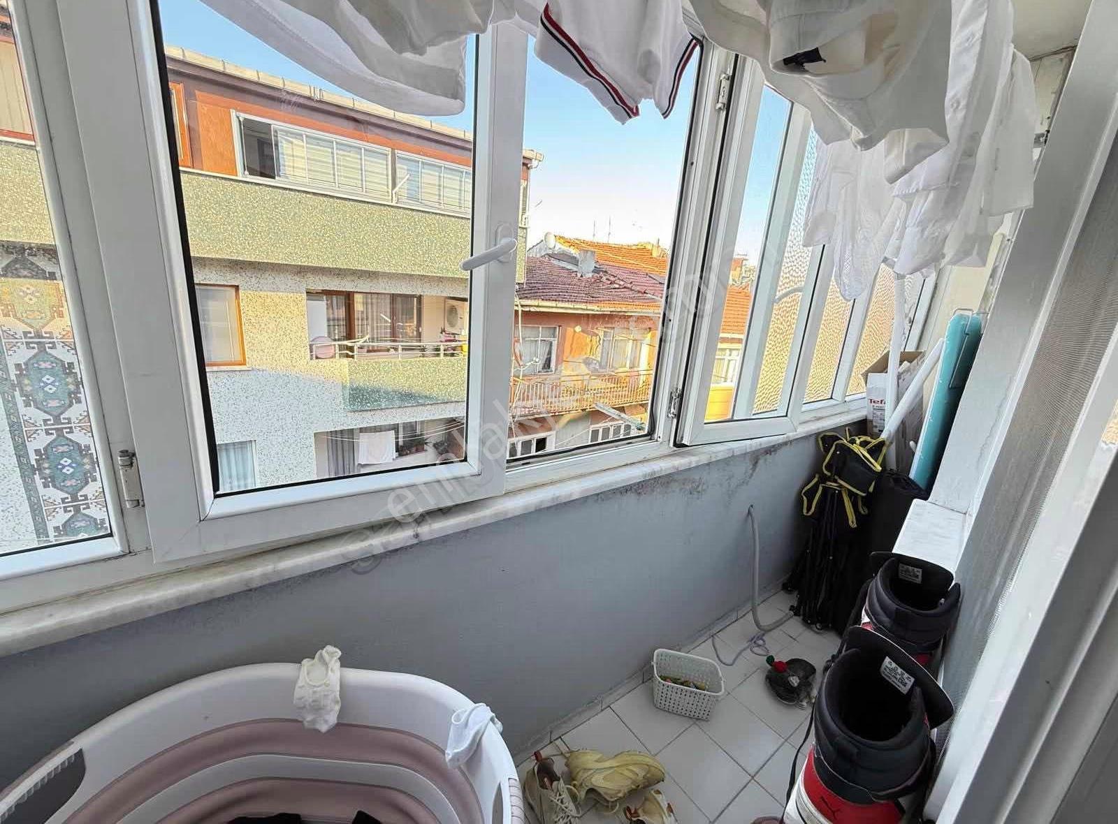 Üsküdar Merkezde 2+1 Ara Kat Balkonlu Temiz Kullanışlı Daire. - Görsel 8