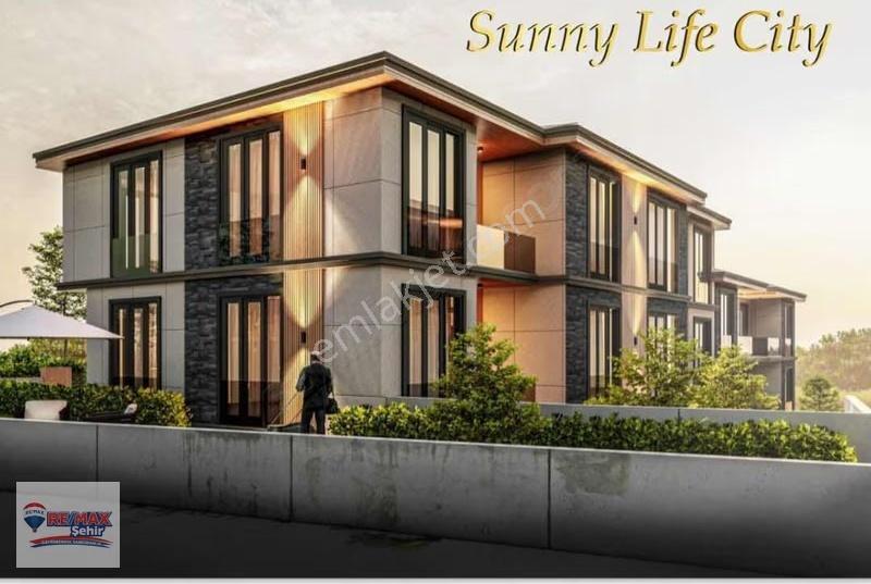 Remax Şehir'den Kadıköy Özden Mah. Havuzlu Lüks 1+1 - Görsel 5