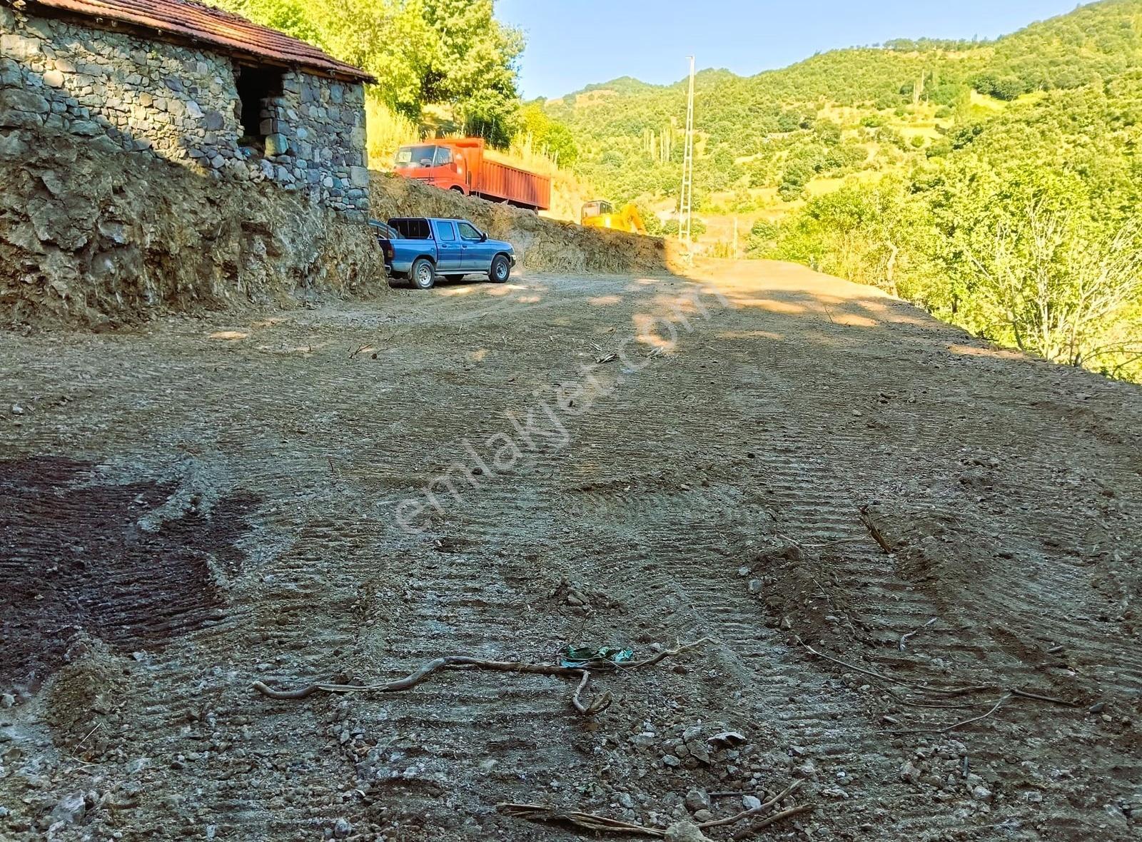 Sahibinden.imarlı Arsa.izmir-bergama 1915 M².araç Takası Olur - Görsel 2