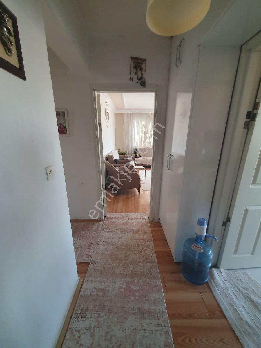 "kuşadası Ege Mahallesi'nin Kalbinde, Zamana Meydan Okuyan 2+1 - Görsel 24