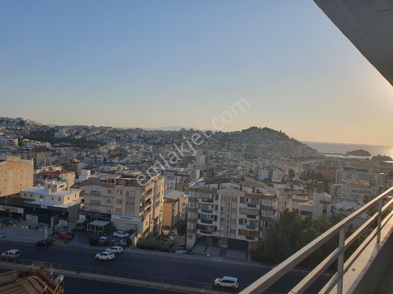 "kuşadası Ege Mahallesi'nin Kalbinde, Zamana Meydan Okuyan 2+1 - Görsel 20