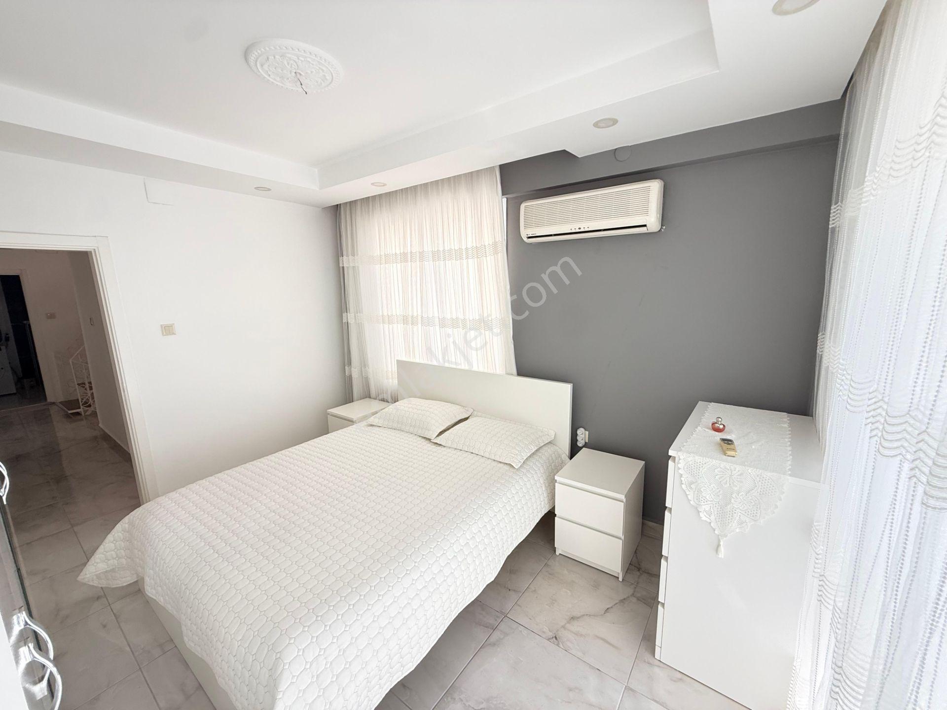 Denize Sıfır Bağımsız Site İçerisinde Ful Yapılı Villa - Görsel 31