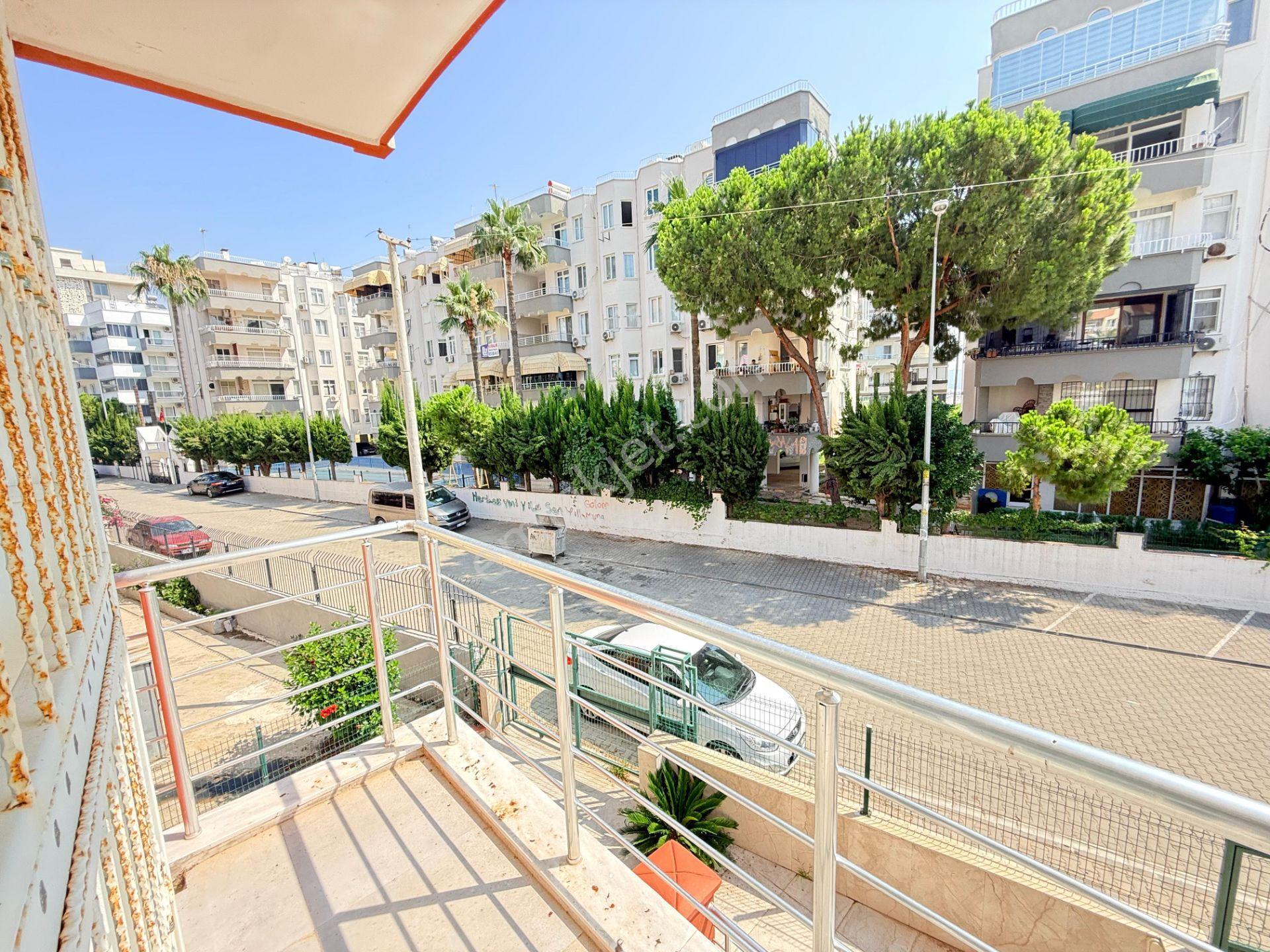 Denize Sıfır Bağımsız Site İçerisinde Ful Yapılı Villa - Görsel 41