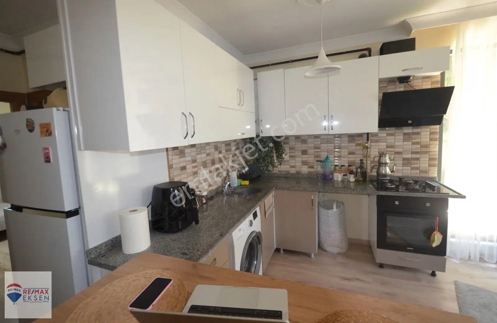 Çekmeköy Hamidiye Mahallesinde Eşyalı 1+1 Kiralık Daire - Görsel 2