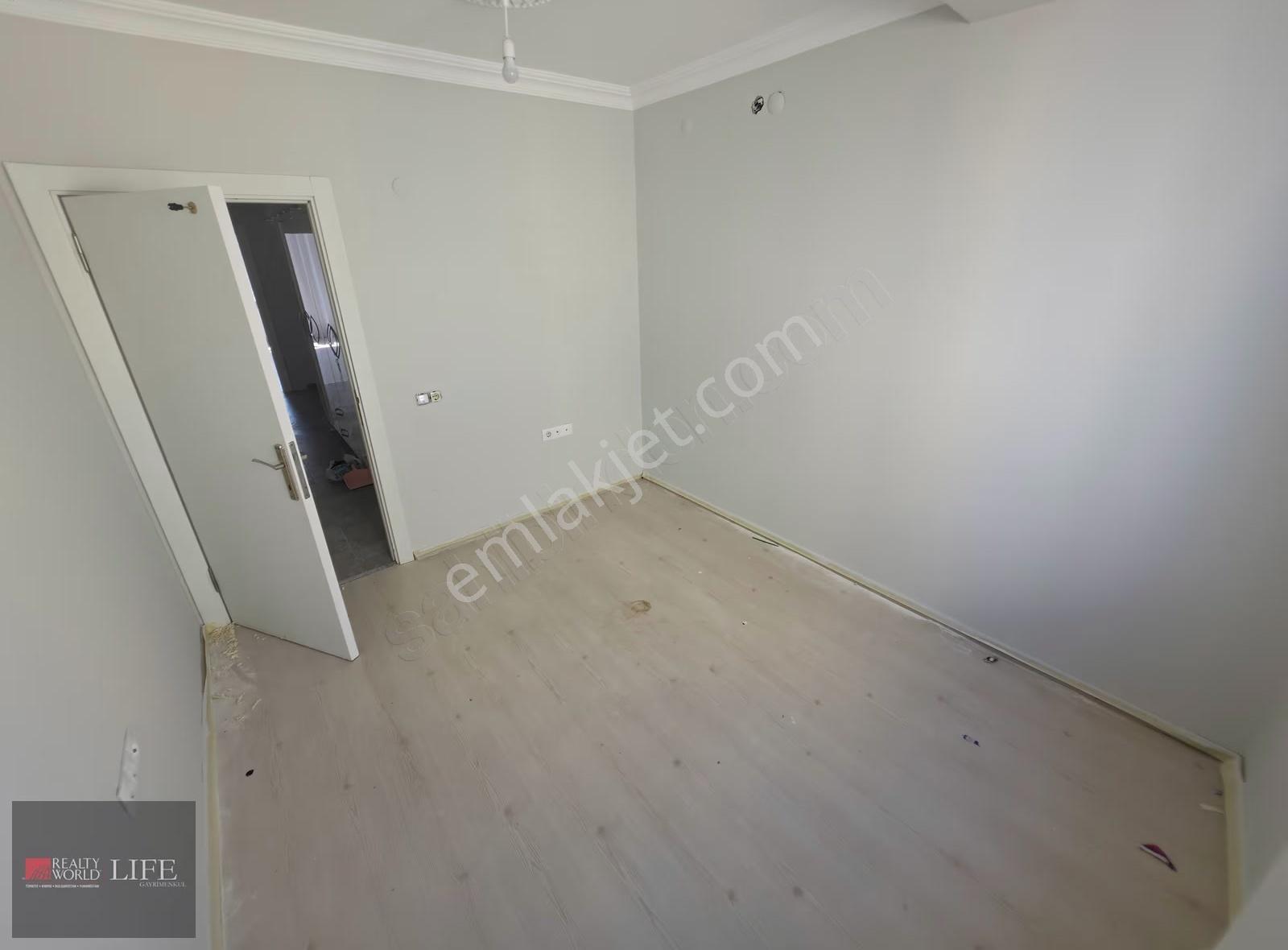 Rwlıfe// Büyükdere Mah. Kaplanlar Sokakta Kiralık 3+1 Daire - Görsel 29