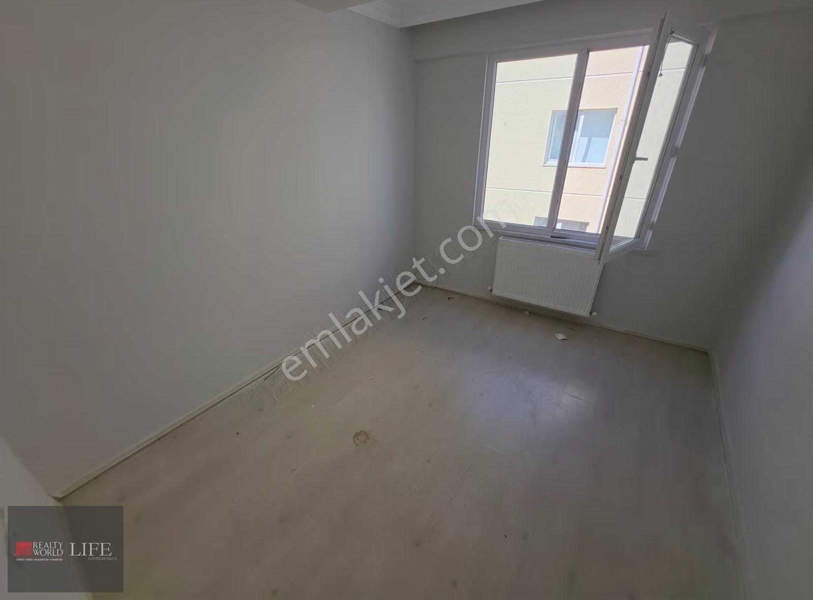 Rwlıfe// Büyükdere Mah. Kaplanlar Sokakta Kiralık 3+1 Daire - Görsel 27