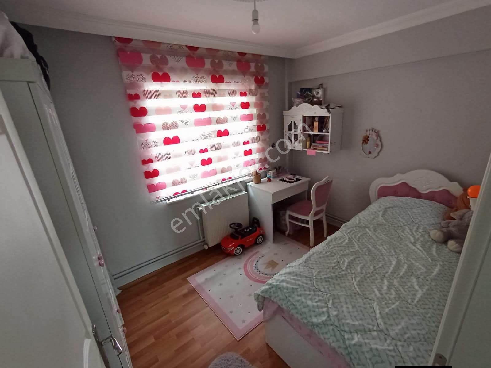 Samsun İlkadım Yenidoğan Mahallesi'nde Kat Tapulu Asansörlü 2+1 Satılık Daire - Görsel 7