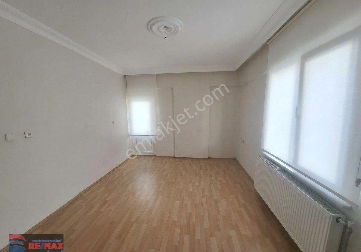 Re/max İnci'den Karesi Toygar Mah. Damla Sitesinde Satılık 2+1 Daire - Görsel 36