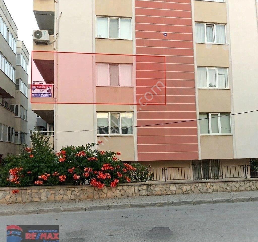 Re/max İnci'den Karesi Toygar Mah. Damla Sitesinde Satılık 2+1 Daire - Görsel 13