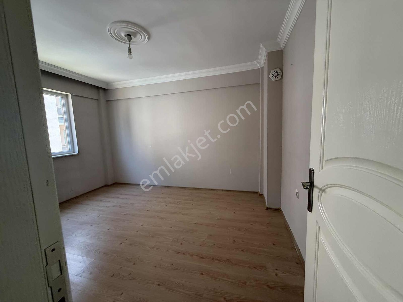 Şehir Hastanesi Yanı 150 M2 3+1 Satılık Ara Kat Beyan Sorunu Yok - Görsel 8