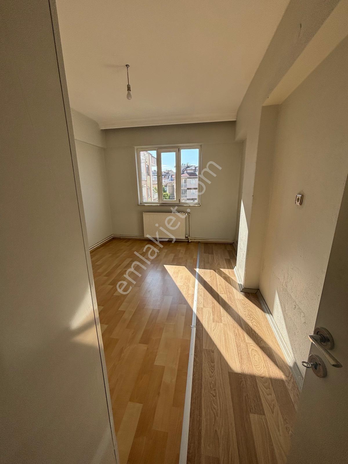 Sahibinden Emek Caddesinde Kiralık Daire - Görsel 5
