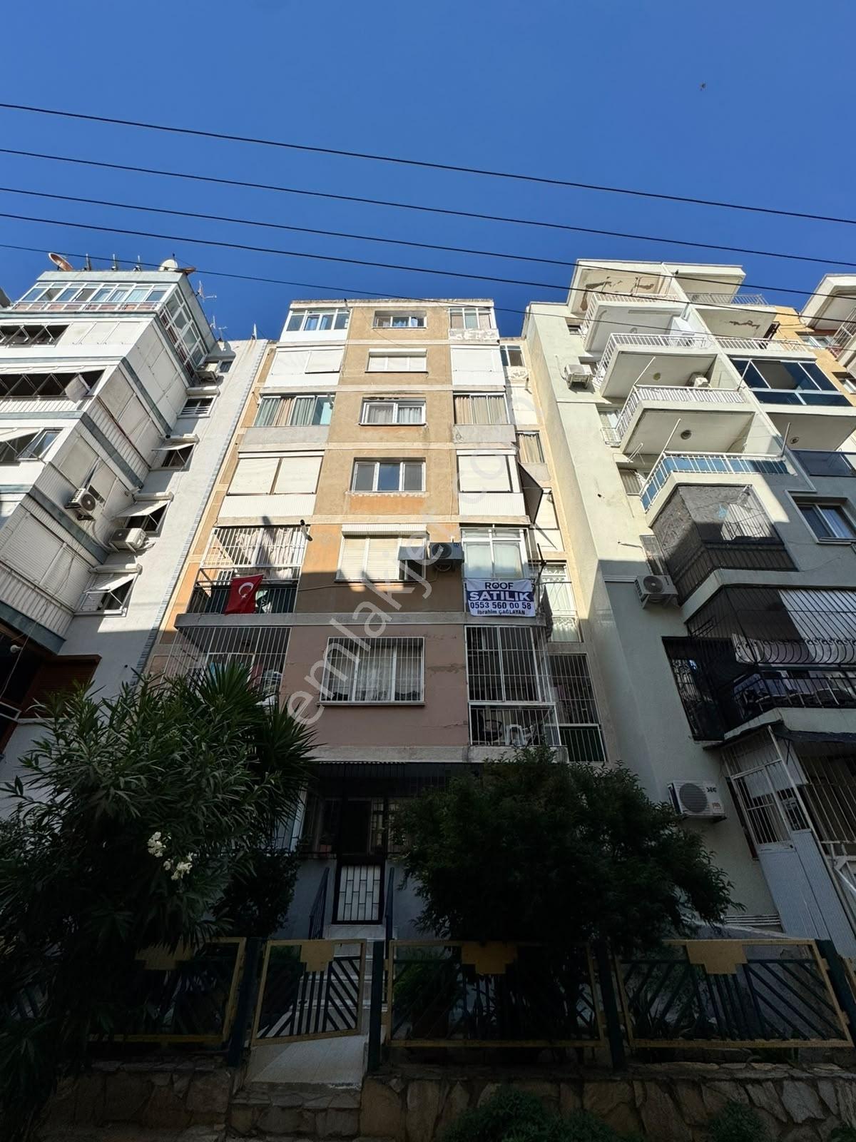 Karataş'ta Satılık Tadilatlı 3+1 Daire - Görsel 20