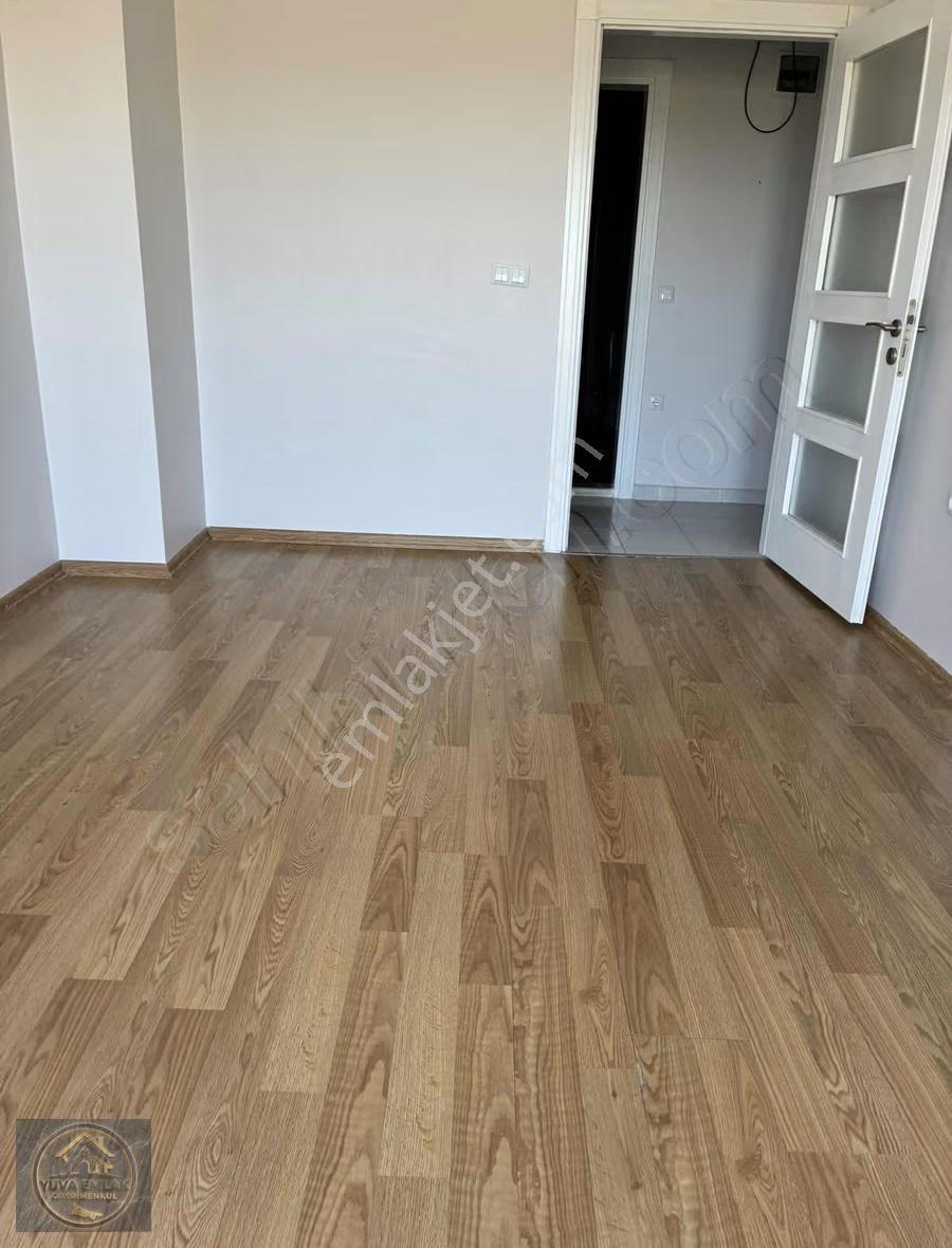 Kayaşehir 20. Bölgede Satılık Fırsat Boş 2+1 Daire Metro Yanında - Görsel 2