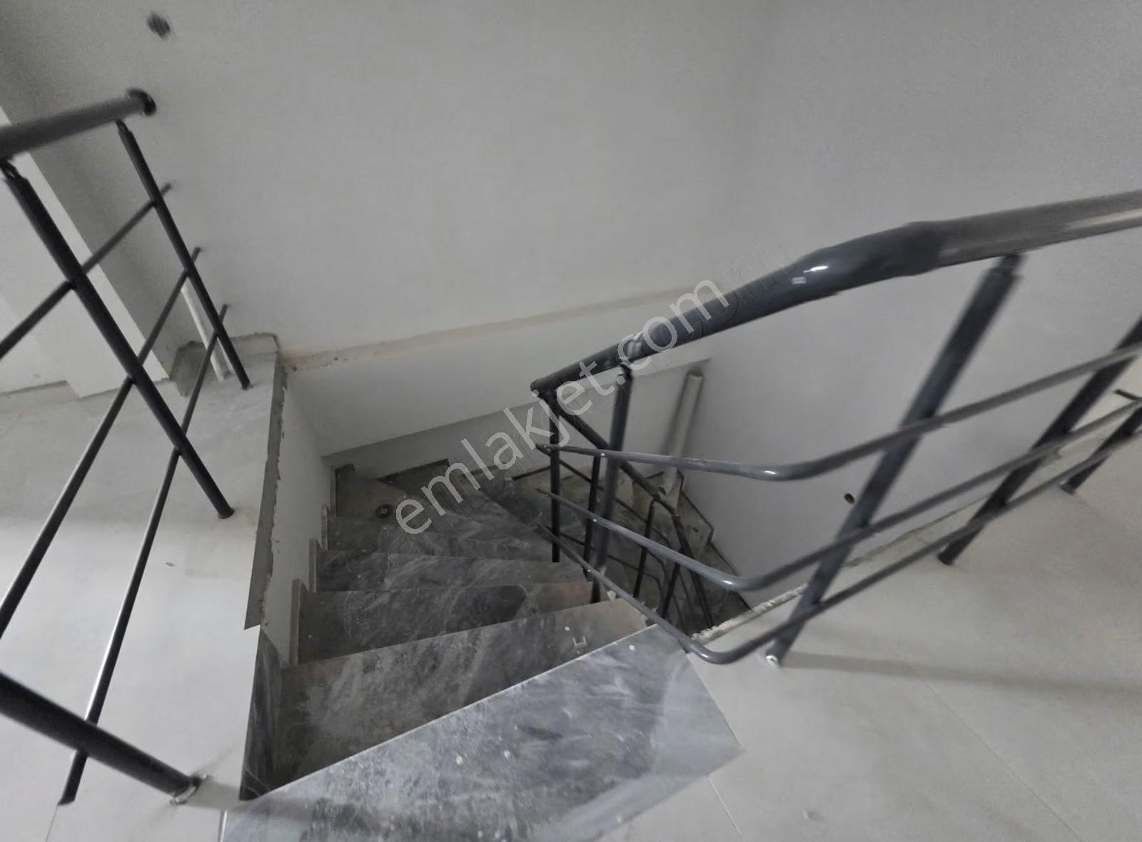 Devlet Hastanesi Civarı 280 M2 2 Katlı Dükkan - Görsel 10