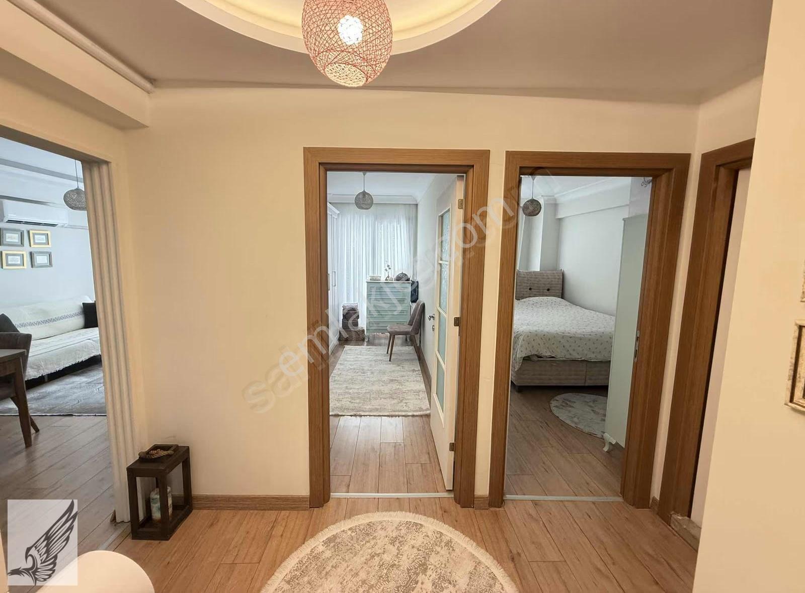 Seferihisar Çarşı Merkezinde Geniş Teraslı 2+1 Satılık Daire - Görsel 14