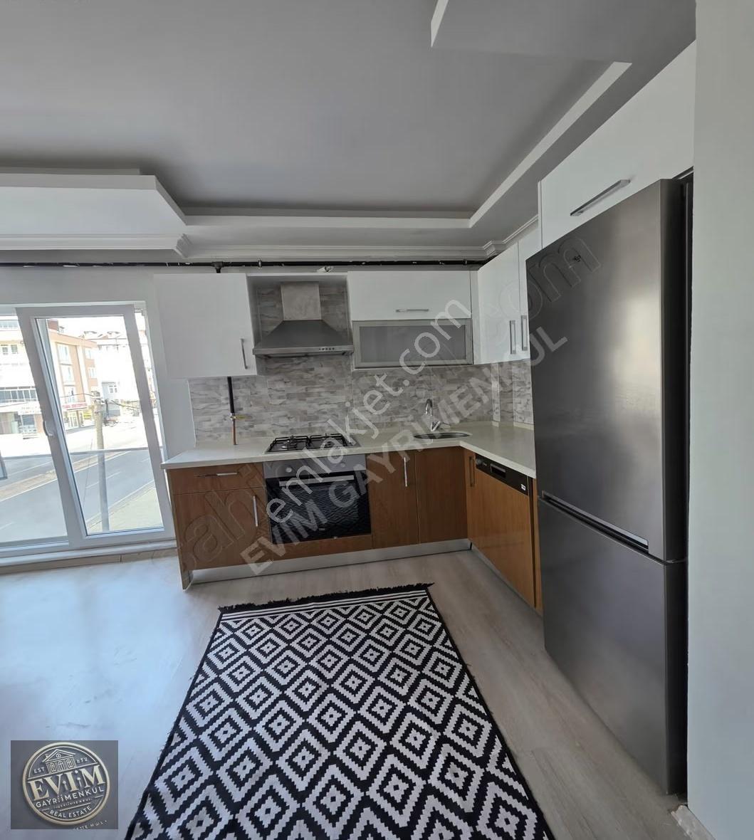 Fatih Mah. Kiralık Eşyalı 1+1 Merkezi Konumda 55m² Lüx Daire. - Görsel 13