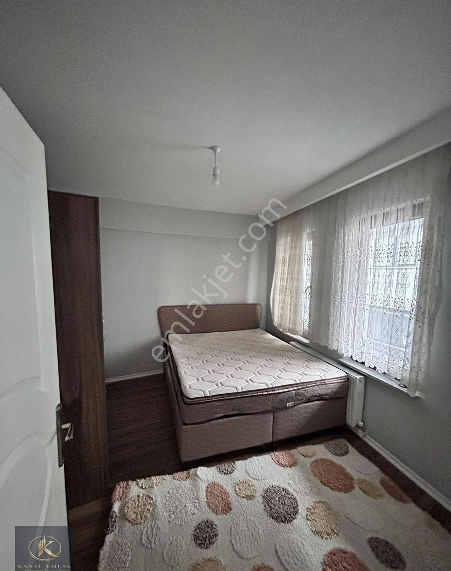 🏠 Merkezi Konumda 3 Katlı Bina – İki 1+1 Daire, Otopark Ve Ayrı Tapu! - Görsel 4
