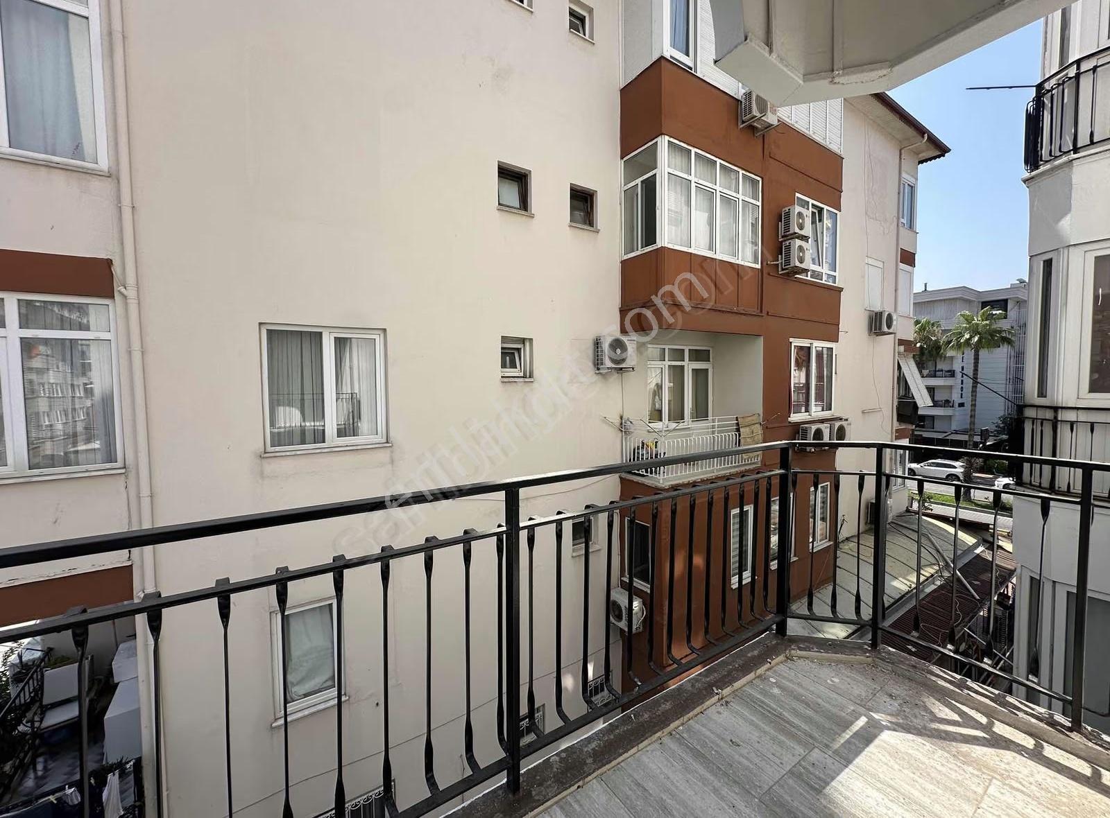 Alanya Güllerpınarı'nda Denize Sıfır 2+1 Satılık Daire - Görsel 12
