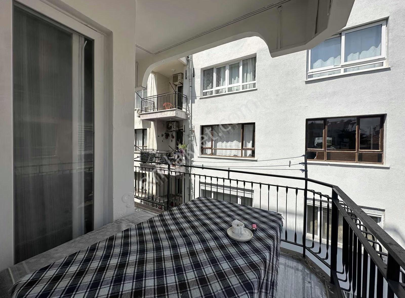 Alanya Güllerpınarı'nda Denize Sıfır 2+1 Satılık Daire - Görsel 3