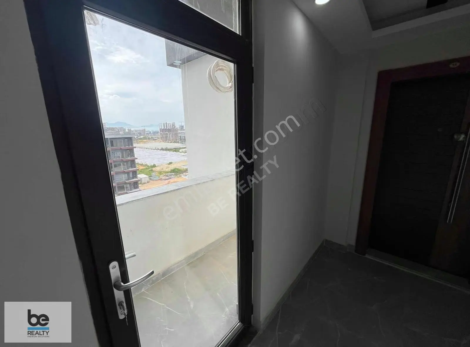 Altıntaşermenek Sınırında Kiralık Deniz Manzaralı 3+1