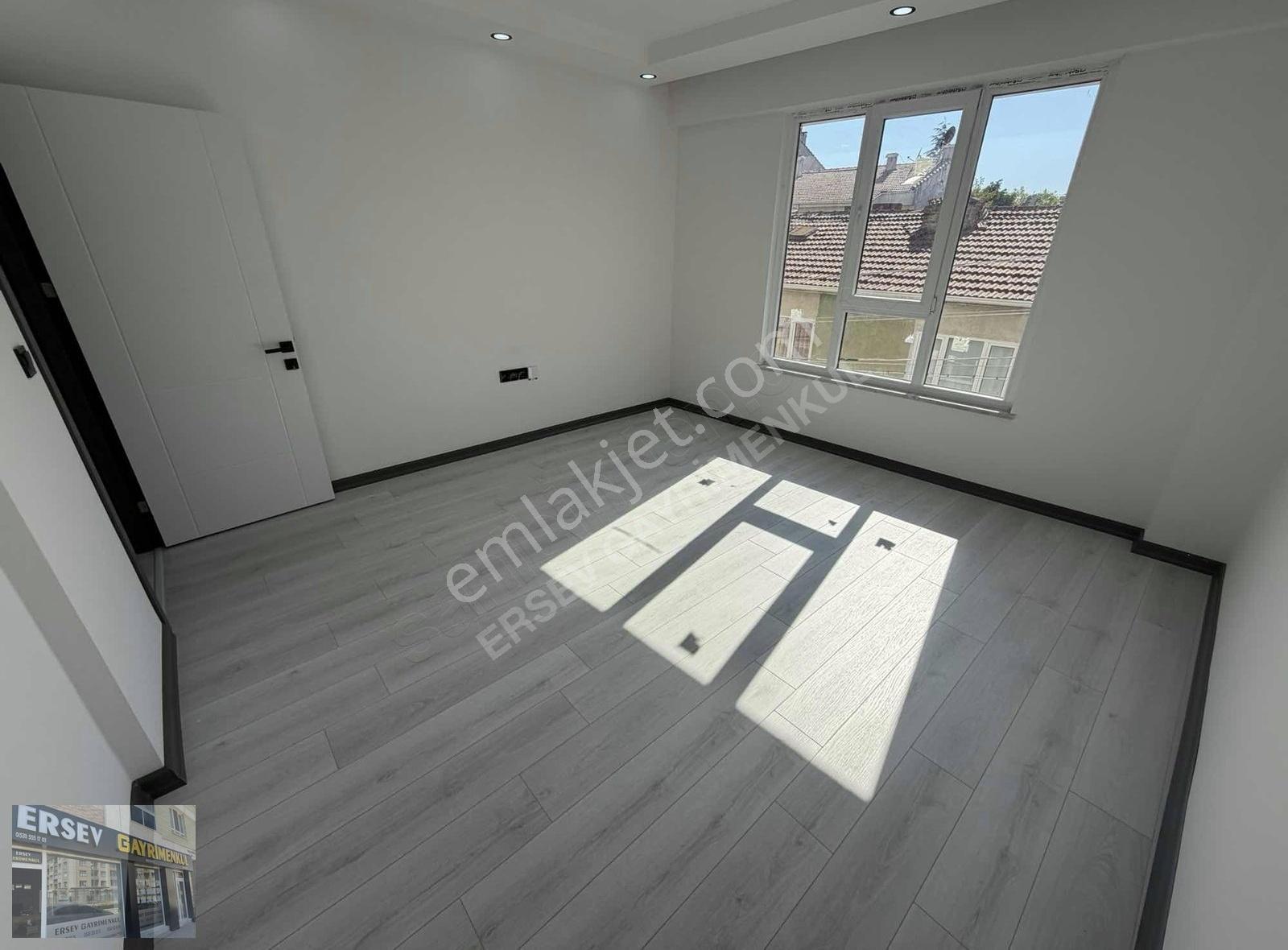 Şirintepe'de Satılık 2+0 Daire, 55m², Anadolu Üni. Yakını - Görsel 9