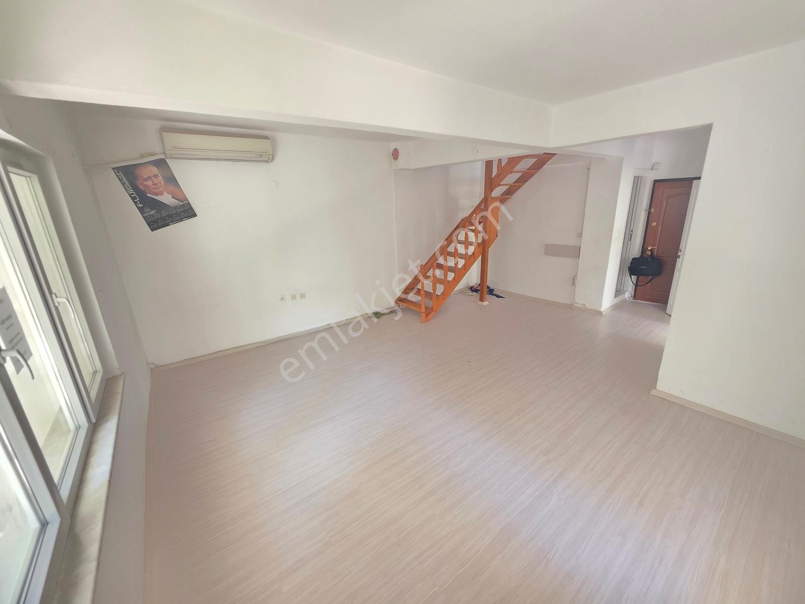 Marmaris Armutalan Da Havuzlu Sitede Satılık 3+1 Geniş Villa - Görsel 9