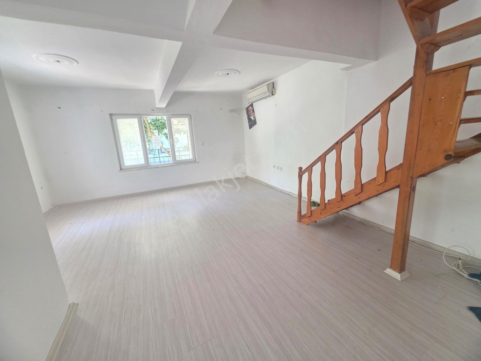 Marmaris Armutalan Da Havuzlu Sitede Satılık 3+1 Geniş Villa - Görsel 21