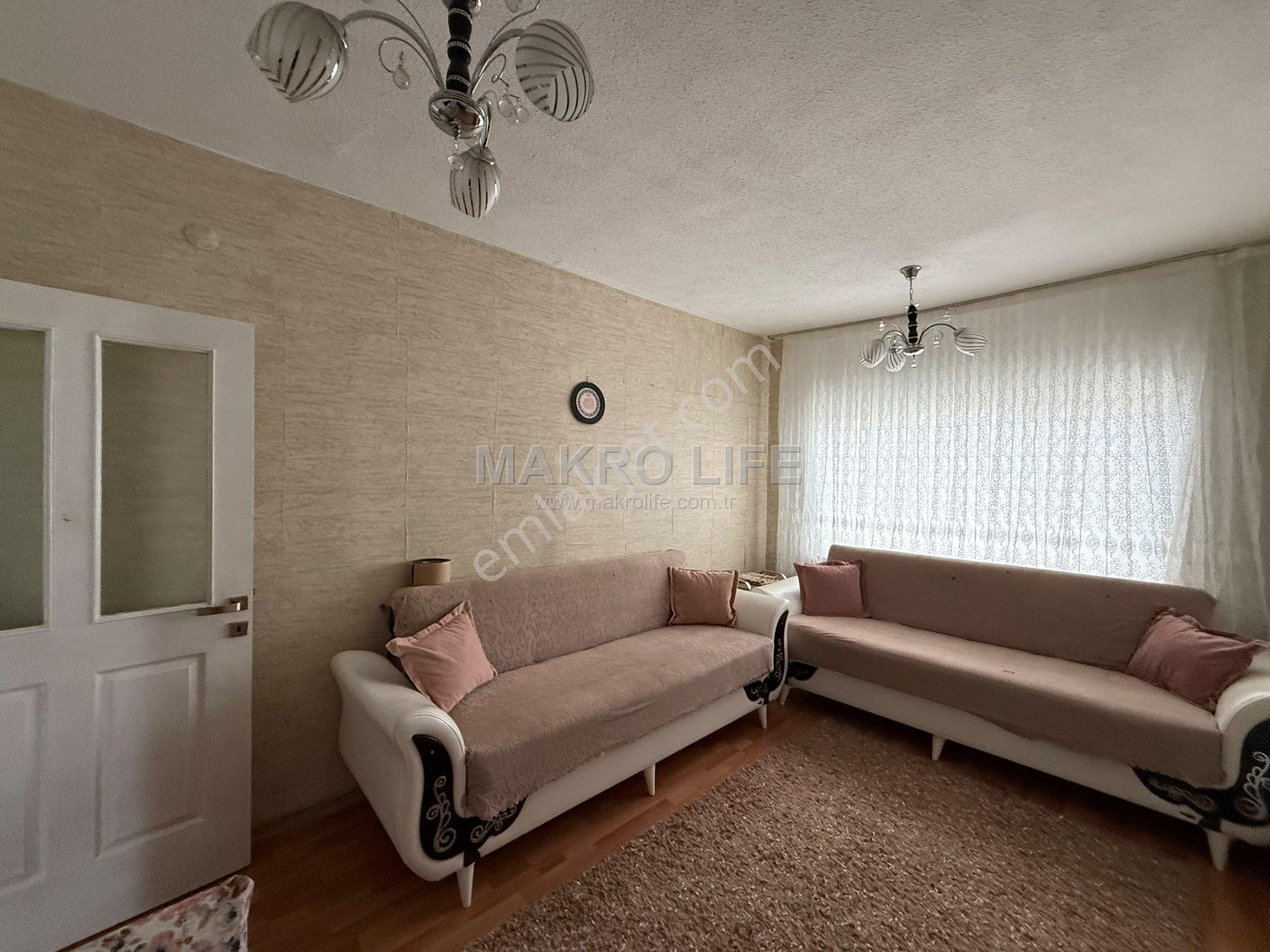 Üçkuyu Toki'de Kiralık Eşyalı 2+1 Daire - Görsel 2