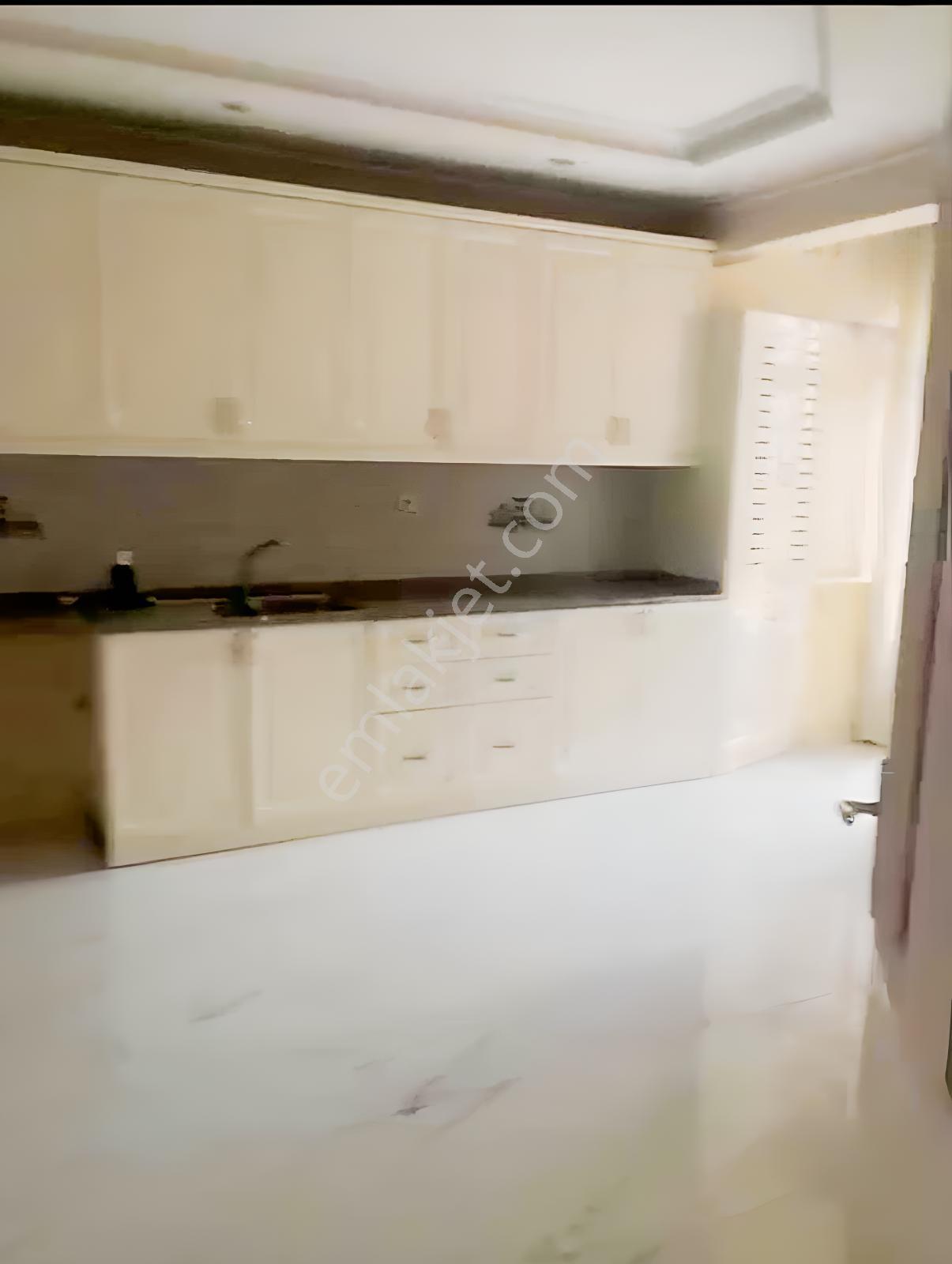 Maltepe Bağlarbaşın Da 4+1 Satılık Daire - Görsel 2