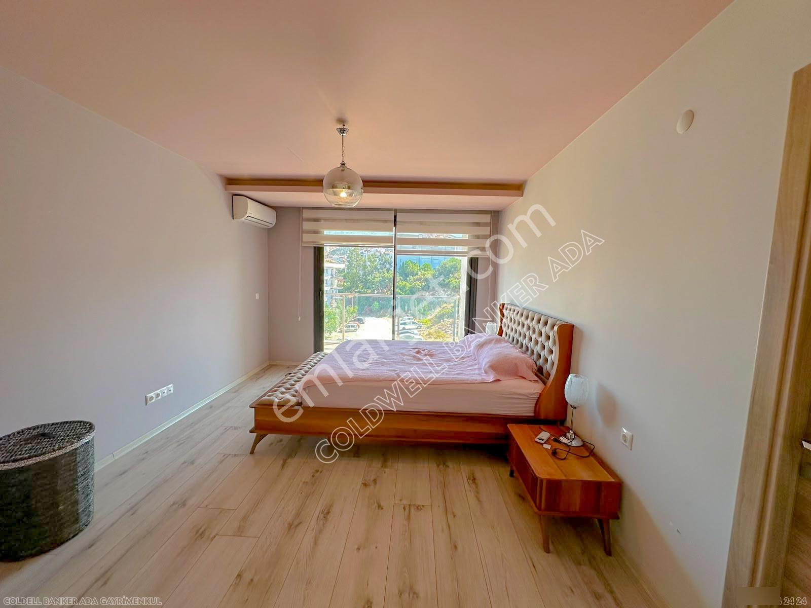 Kuşadası Terrace Ada Sitesi'nde Panoramik Deniz Manzaralı Satılık 3+1 Lüks Daire - Görsel 20