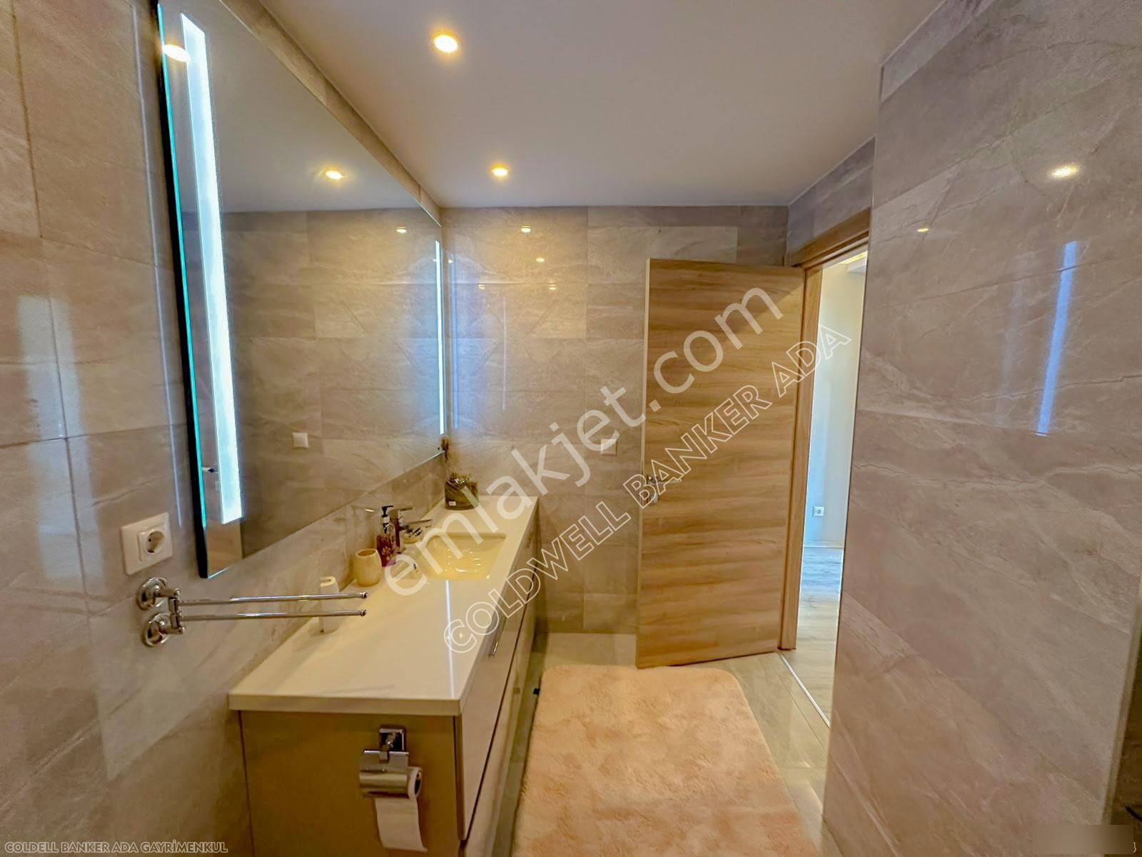 Kuşadası Terrace Ada Sitesi'nde Panoramik Deniz Manzaralı Satılık 3+1 Lüks Daire - Görsel 34