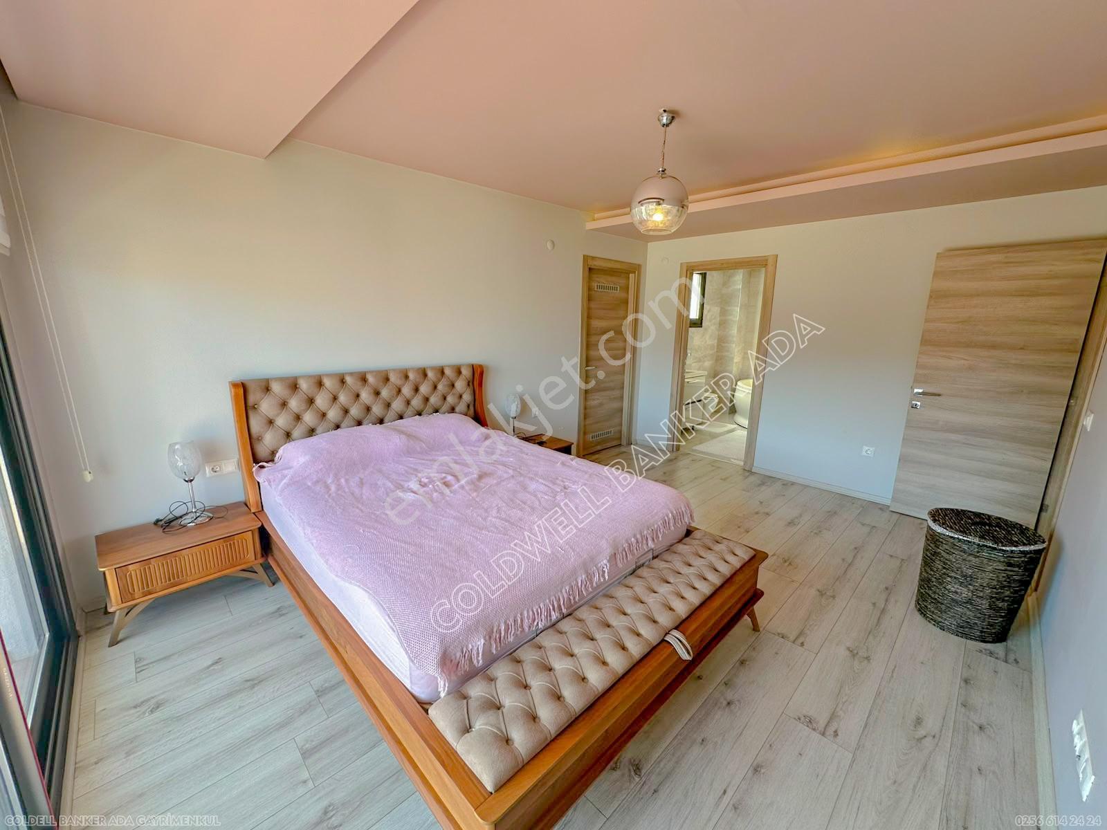 Kuşadası Terrace Ada Sitesi'nde Panoramik Deniz Manzaralı Satılık 3+1 Lüks Daire - Görsel 23