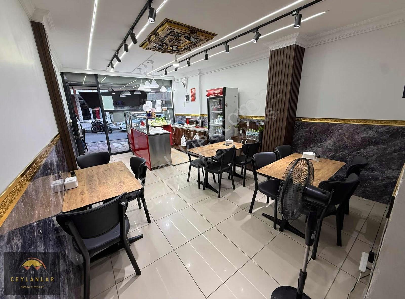 Metro Karşısı, Hazır Kiracılı 150m² Cadde Dükkanı - Görsel 6
