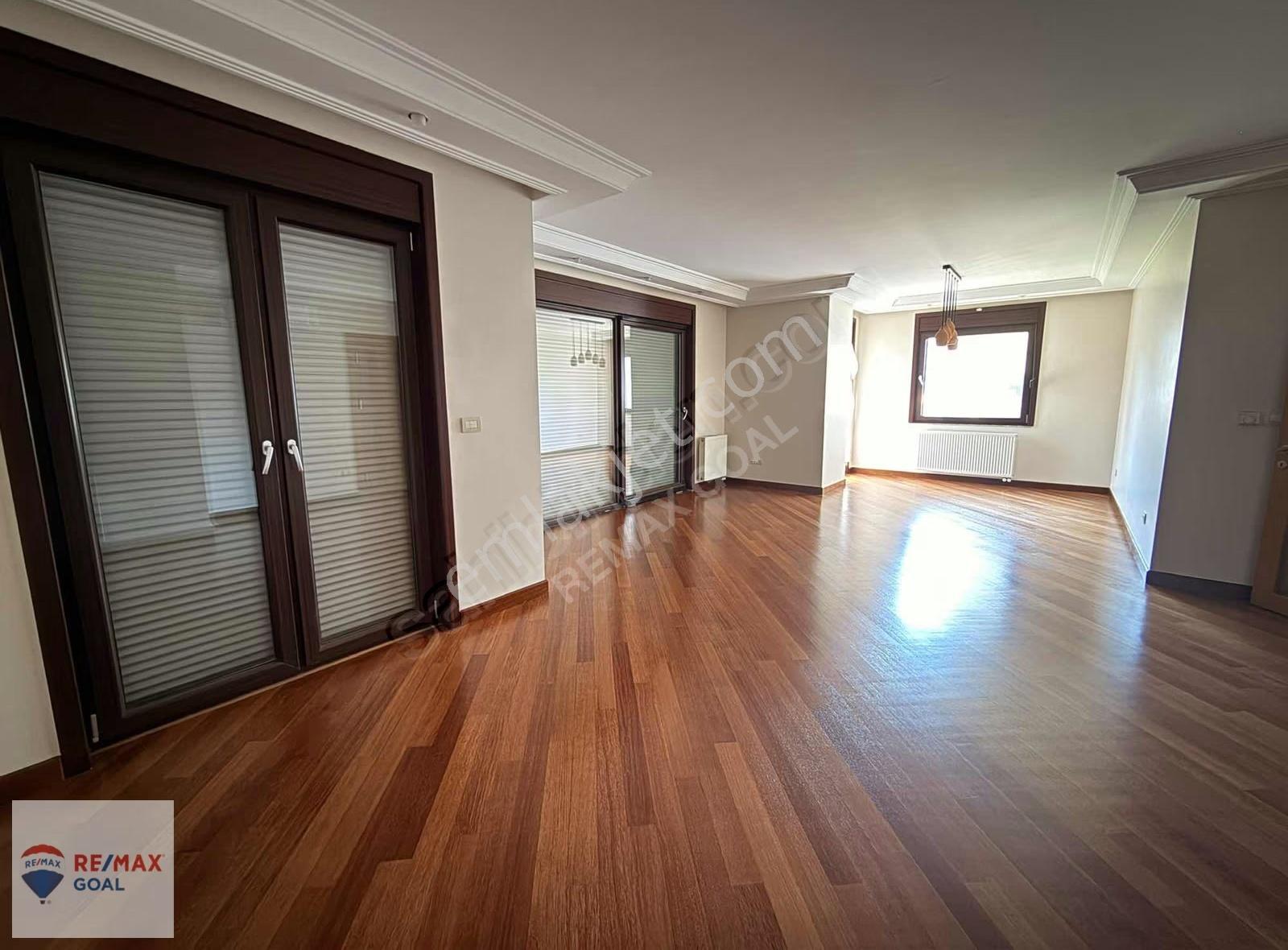 Caddebostan Taş Mektep'te Geniş 4+1 Dubleks Kiralık Daire - Görsel 9