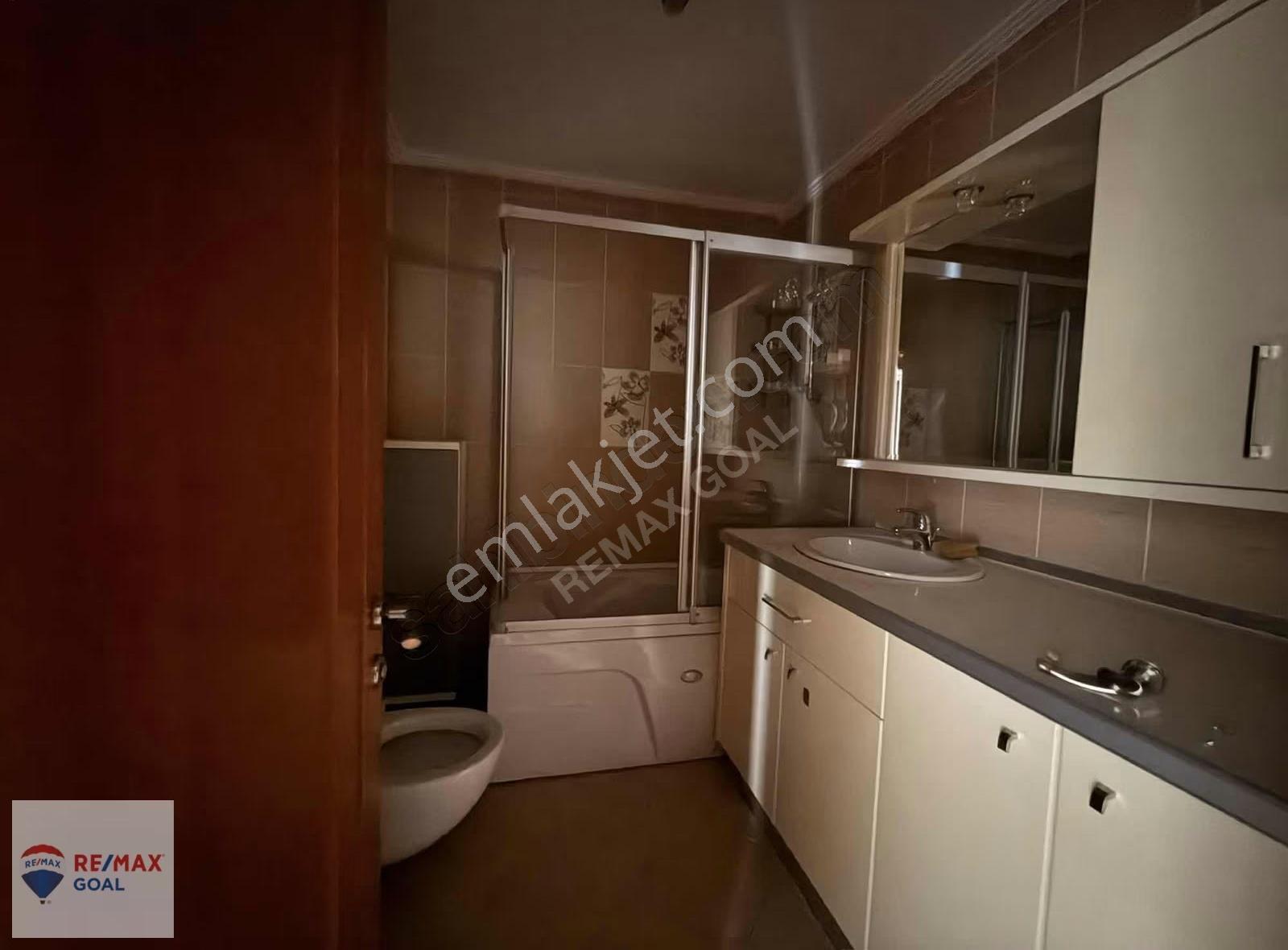Caddebostan Taş Mektep'te Geniş 4+1 Dubleks Kiralık Daire - Görsel 15