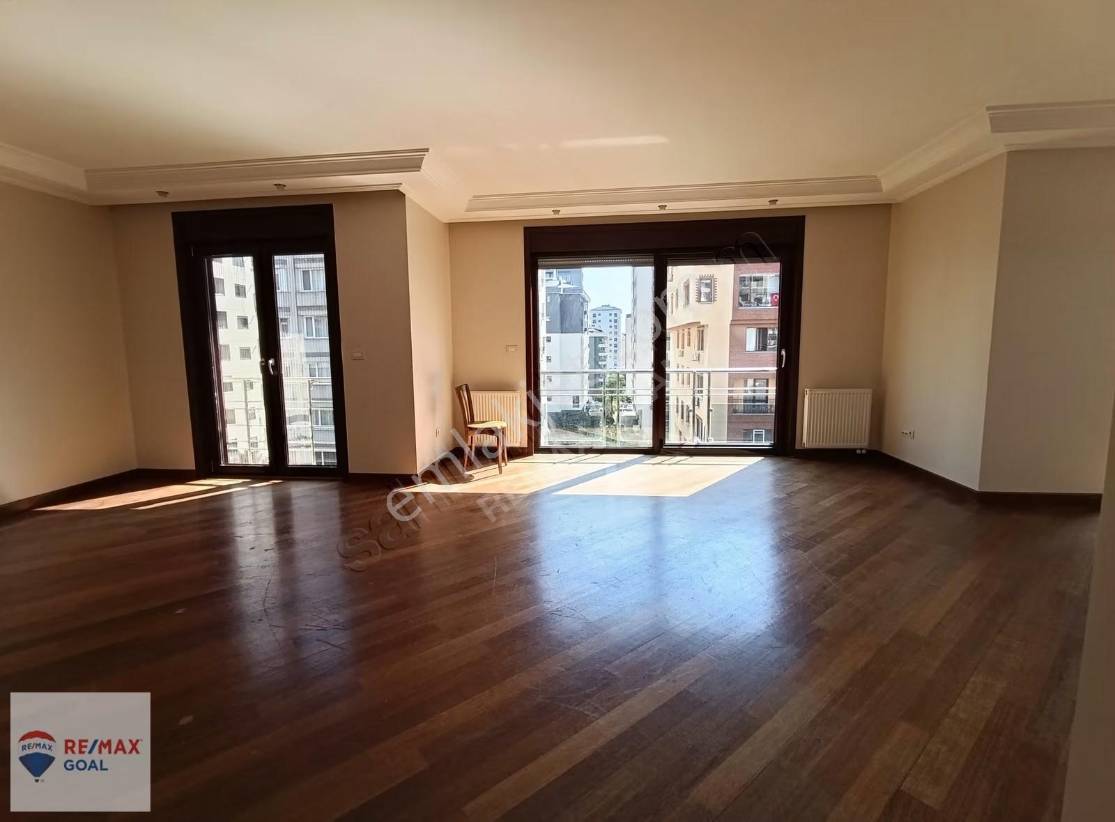 Caddebostan Taş Mektep'te Geniş 4+1 Dubleks Kiralık Daire - Görsel 10