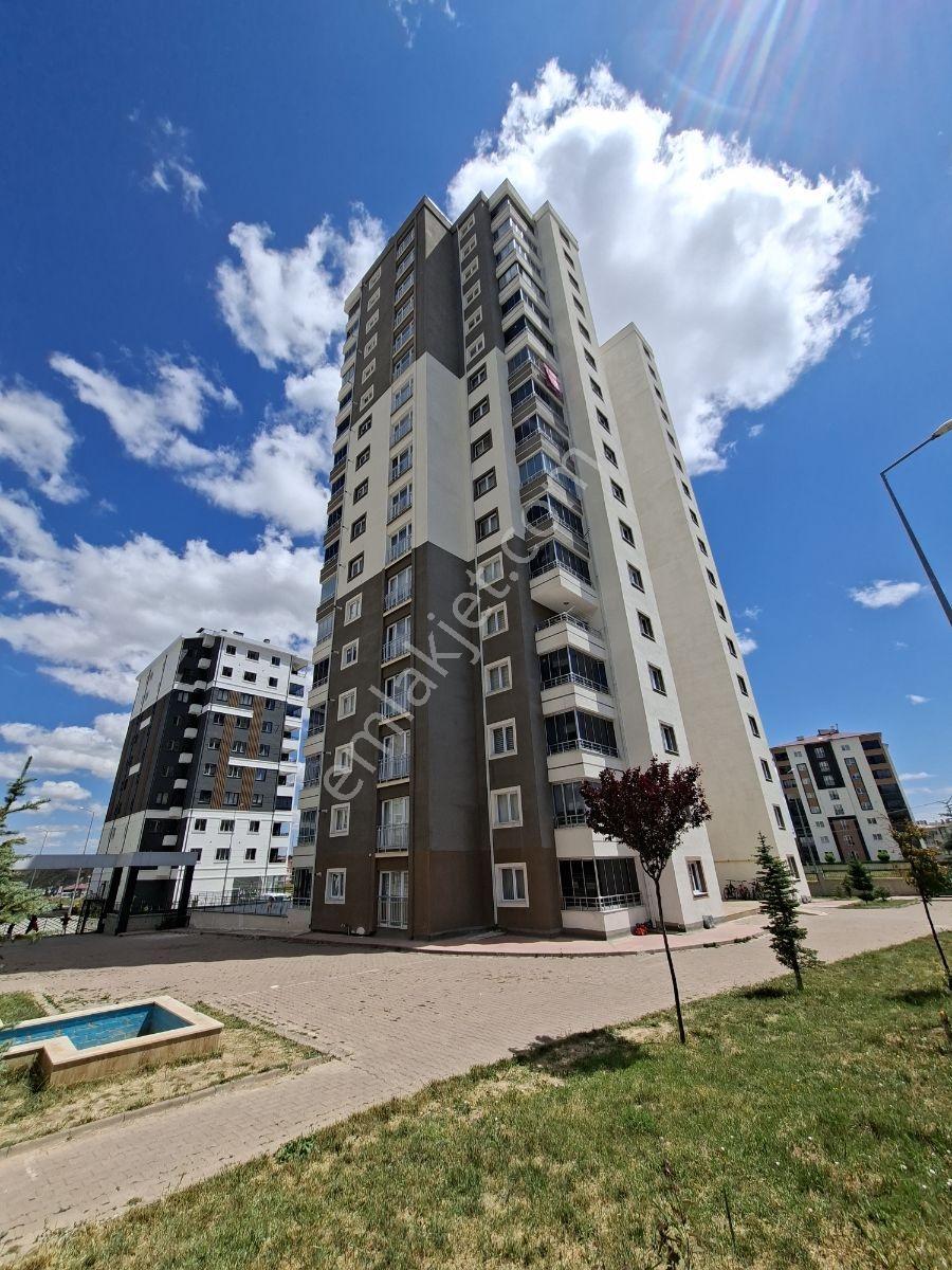 Seyrantepe'de Site İçinde Fırsat 3+1 Daire - Görsel 29