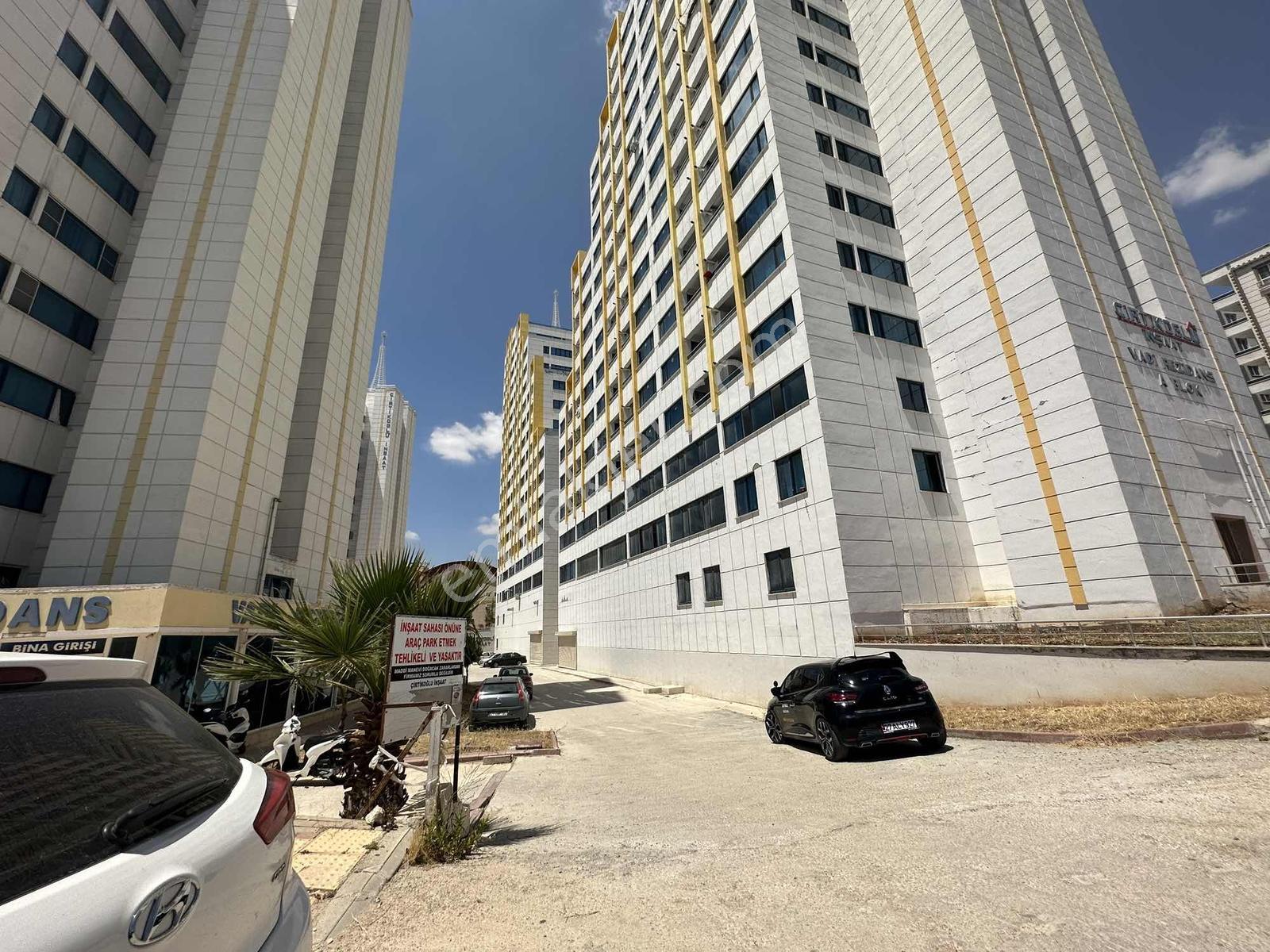Vadi Rezisans A Blok Eşyasız 2+1 Kiralık Daire - Görsel 2