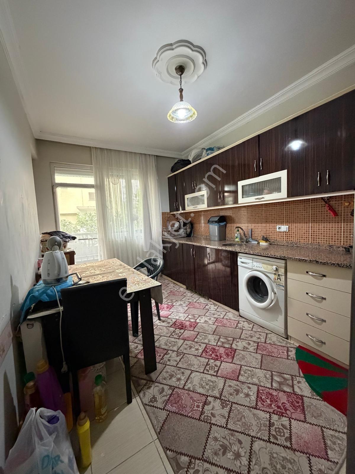 Das Gayrimenkulden Çarşı Merkezinde Satılık Daire - Görsel 2