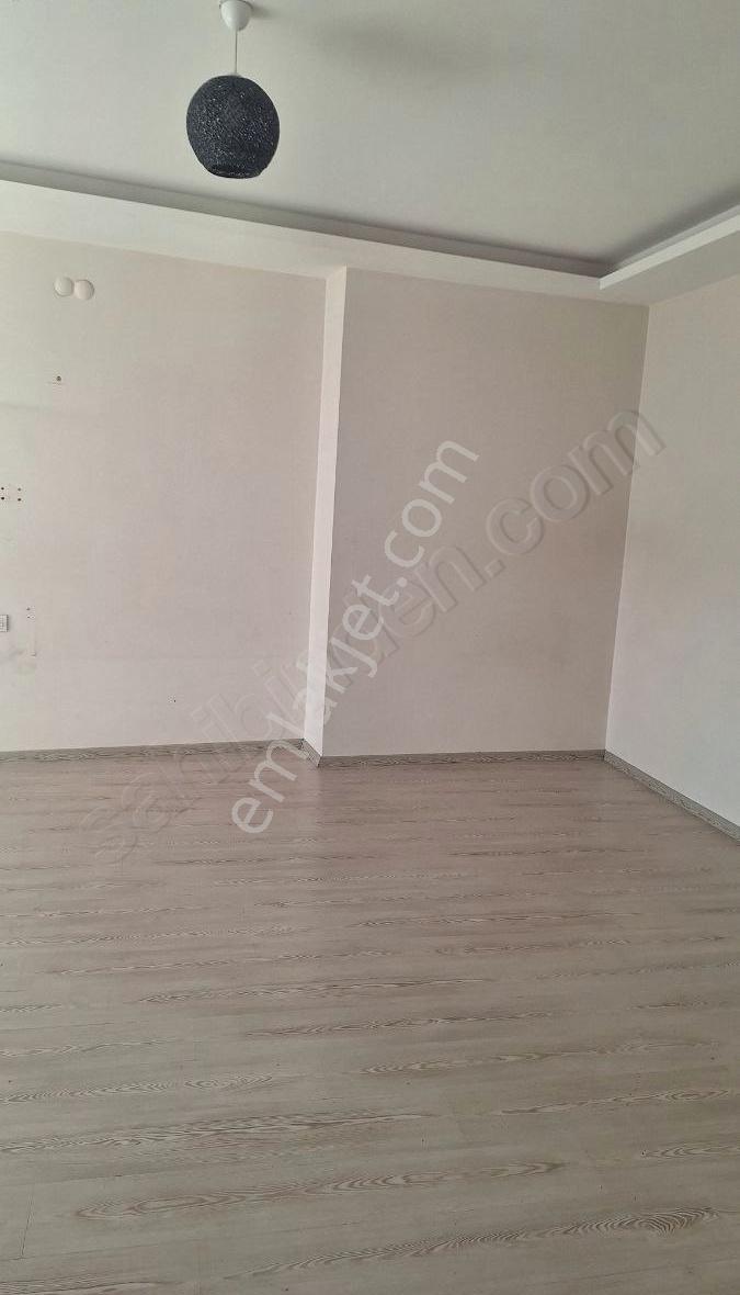 Buca İnönü Arakat Ebebeyin Banyolu Daire - Görsel 11